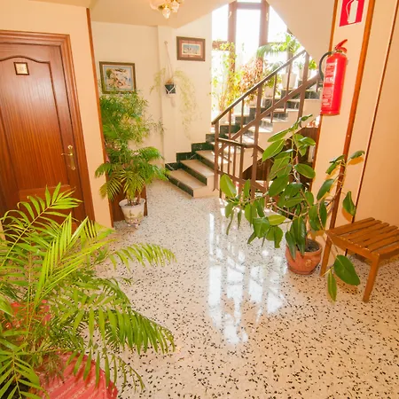 Costa De Hotel 2*