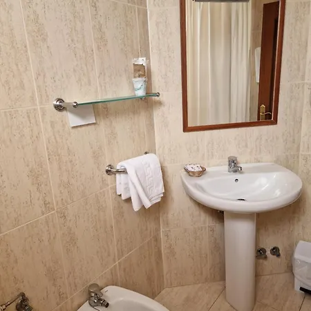 Costa De Hotel 2*